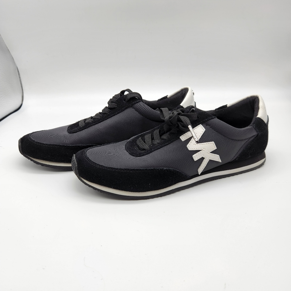 Michael Kors Stanton Trainer in Black with White - Picture 2 of 5